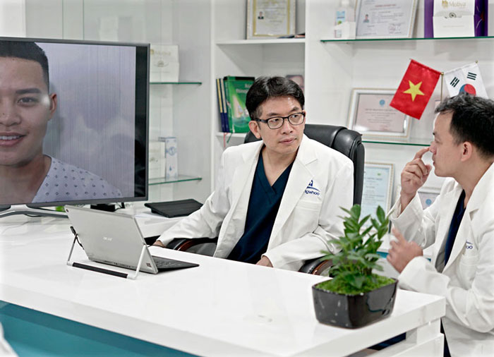 Đội ngũ bác sĩ giỏi cắt mí tại TPHCM